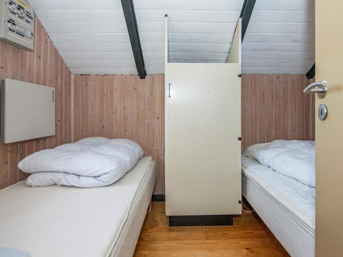 6 Person Holiday Home In R M Tagholm Room photo